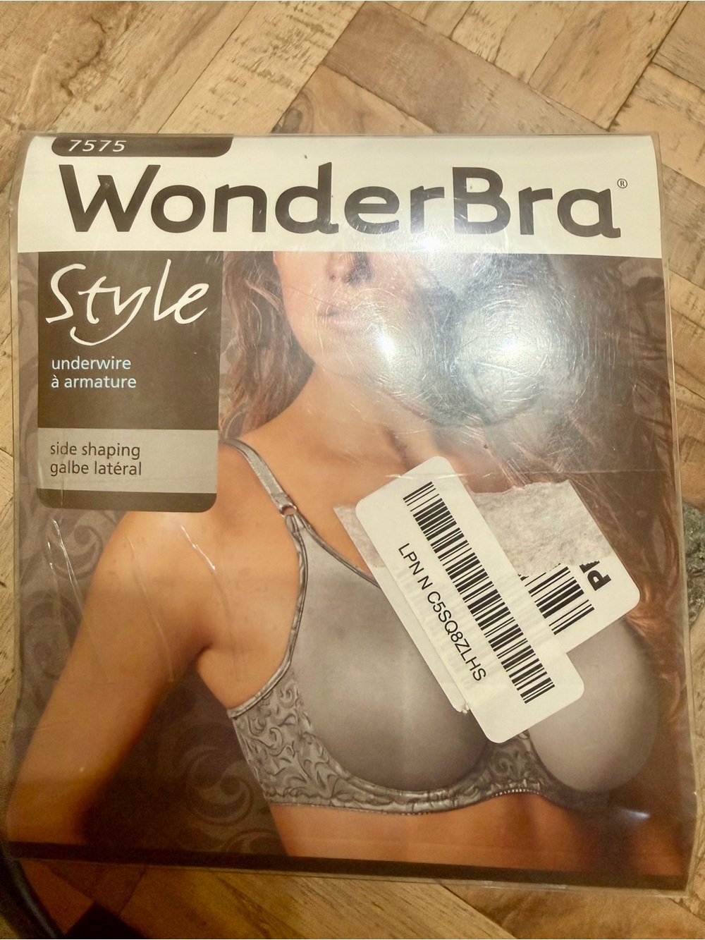 New WonderBra Side Shaping Seamless Underwire Bra - Style 7575 - Grey 38D